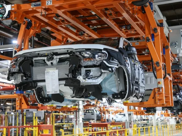How to change a car factory to launch a new model
